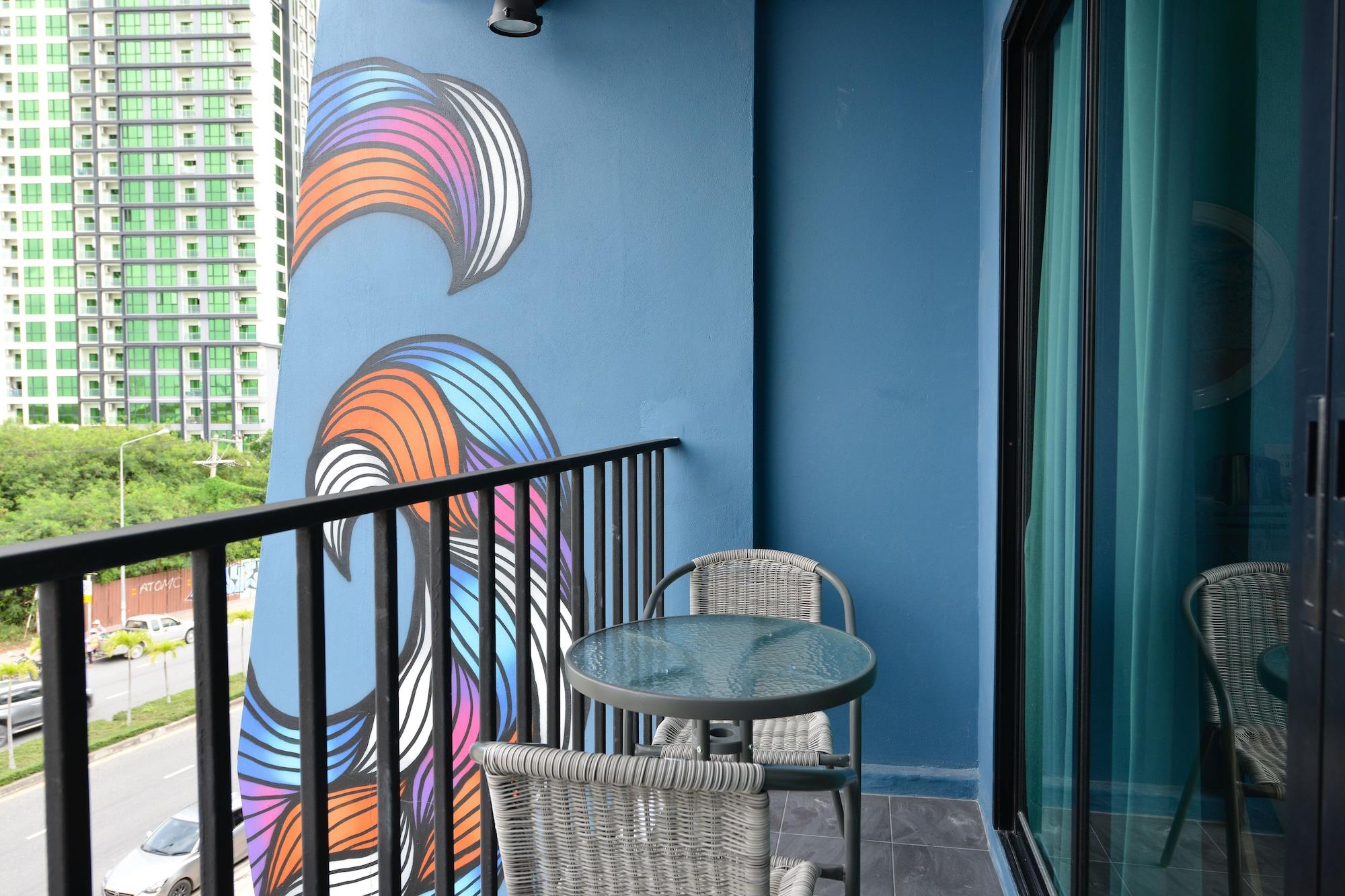 T2 Jomtien Pattaya Hotel Exterior foto