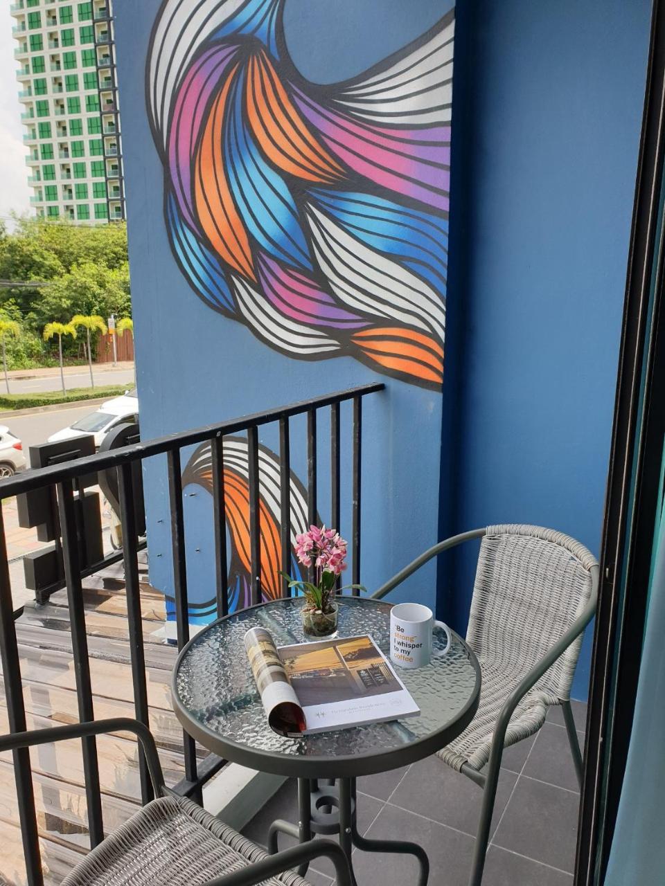 T2 Jomtien Pattaya Hotel Exterior foto