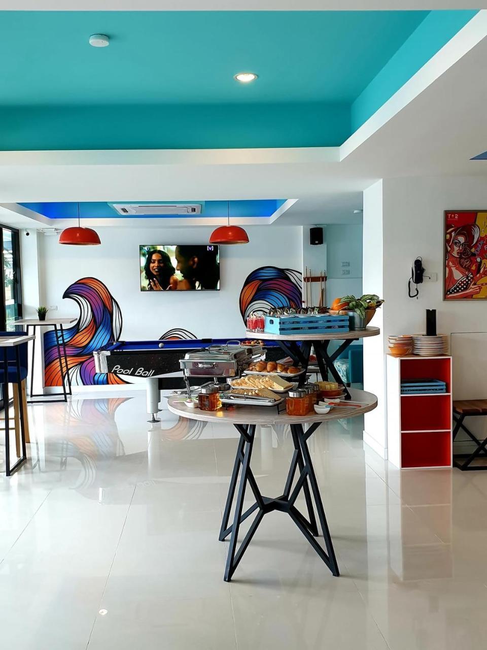 T2 Jomtien Pattaya Hotel Exterior foto